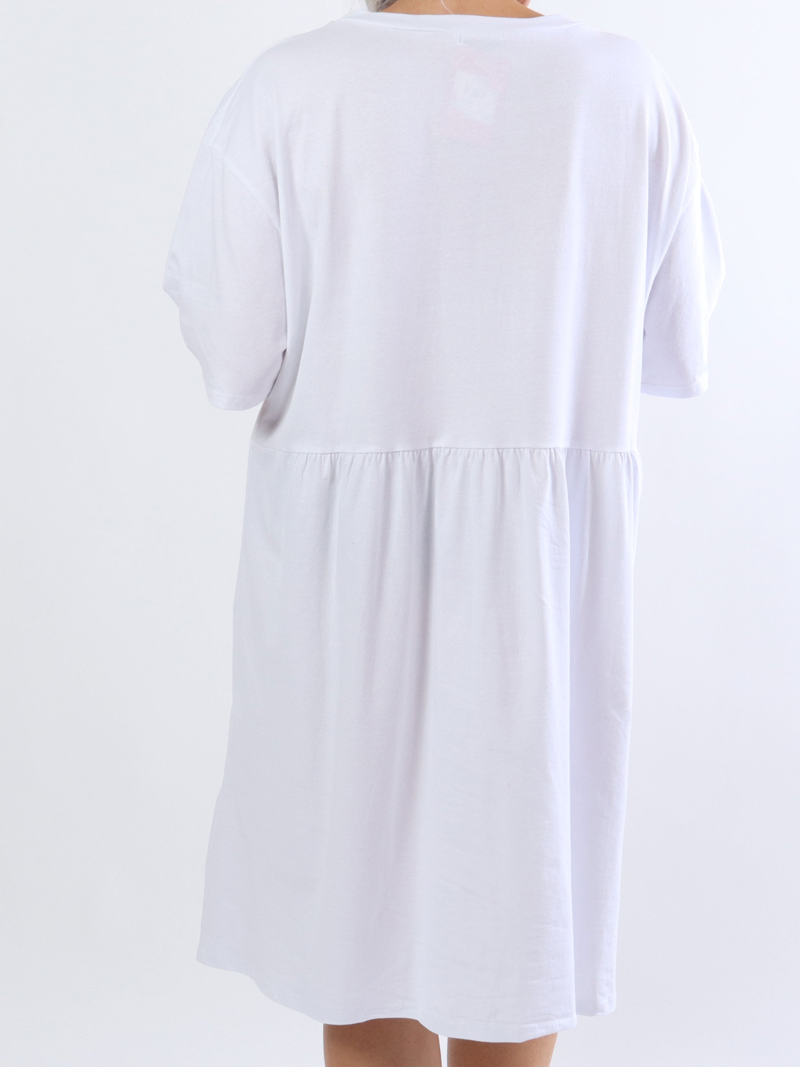 Mynte - Söt bomullsklänning i plus size med 3D-tryck